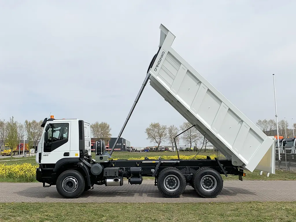 Iveco Trakker AD380T38H 6x4 Tipper Truck 12