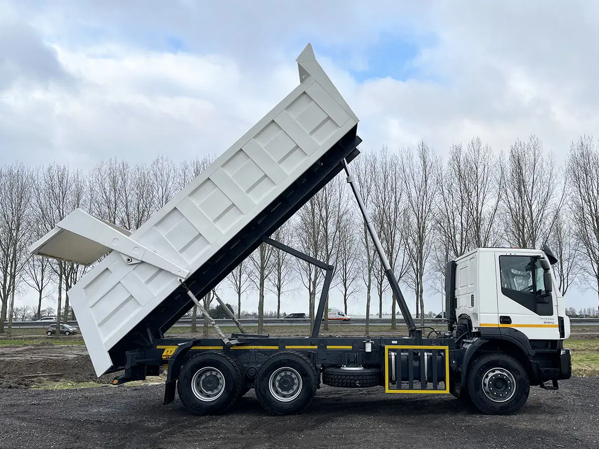 Iveco Trakker AD380T38H 6x4 Benne basculante 12