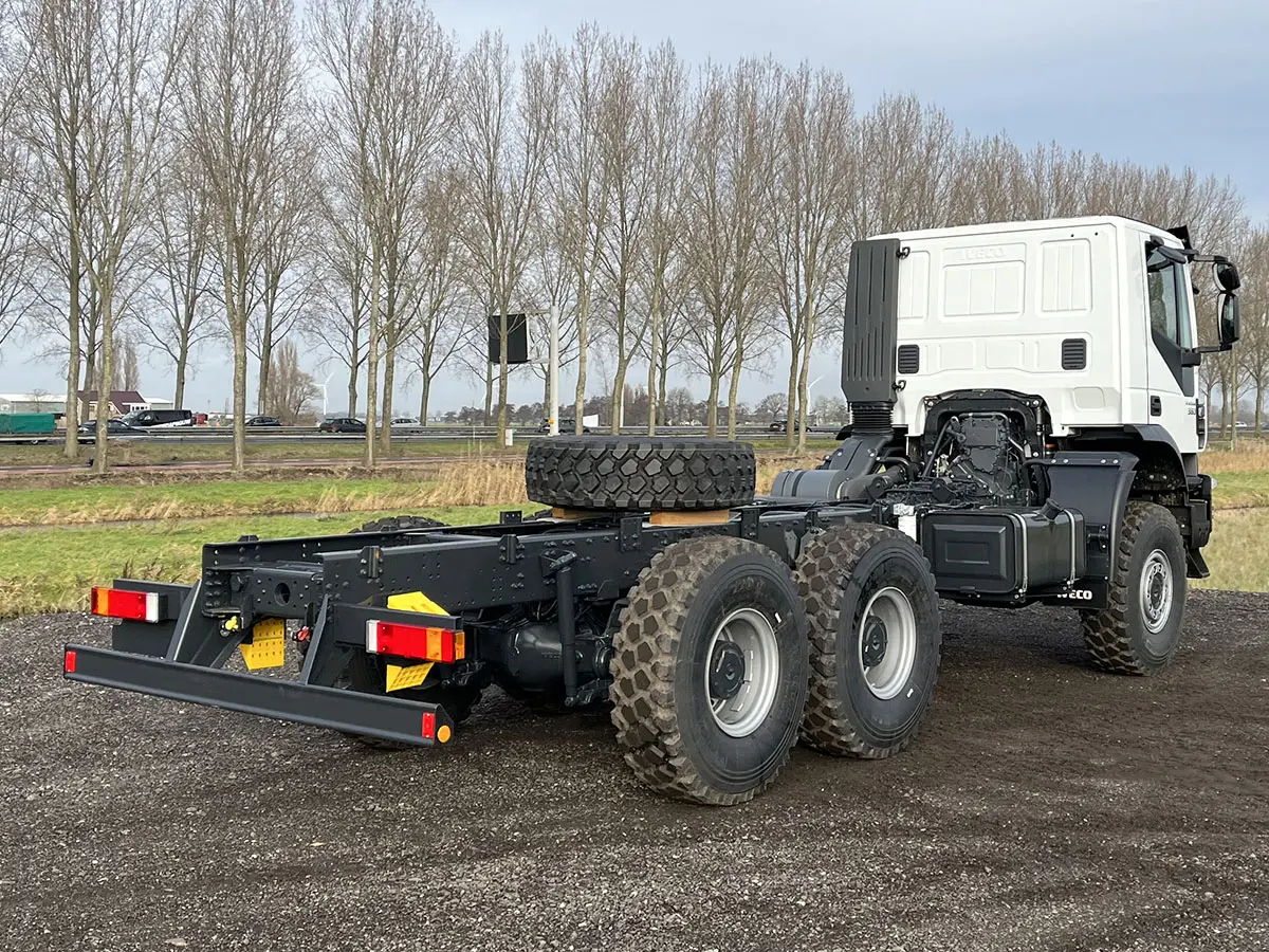 Iveco Trakker AD380T38WH-3820 Chassis Cabin 6x6 6