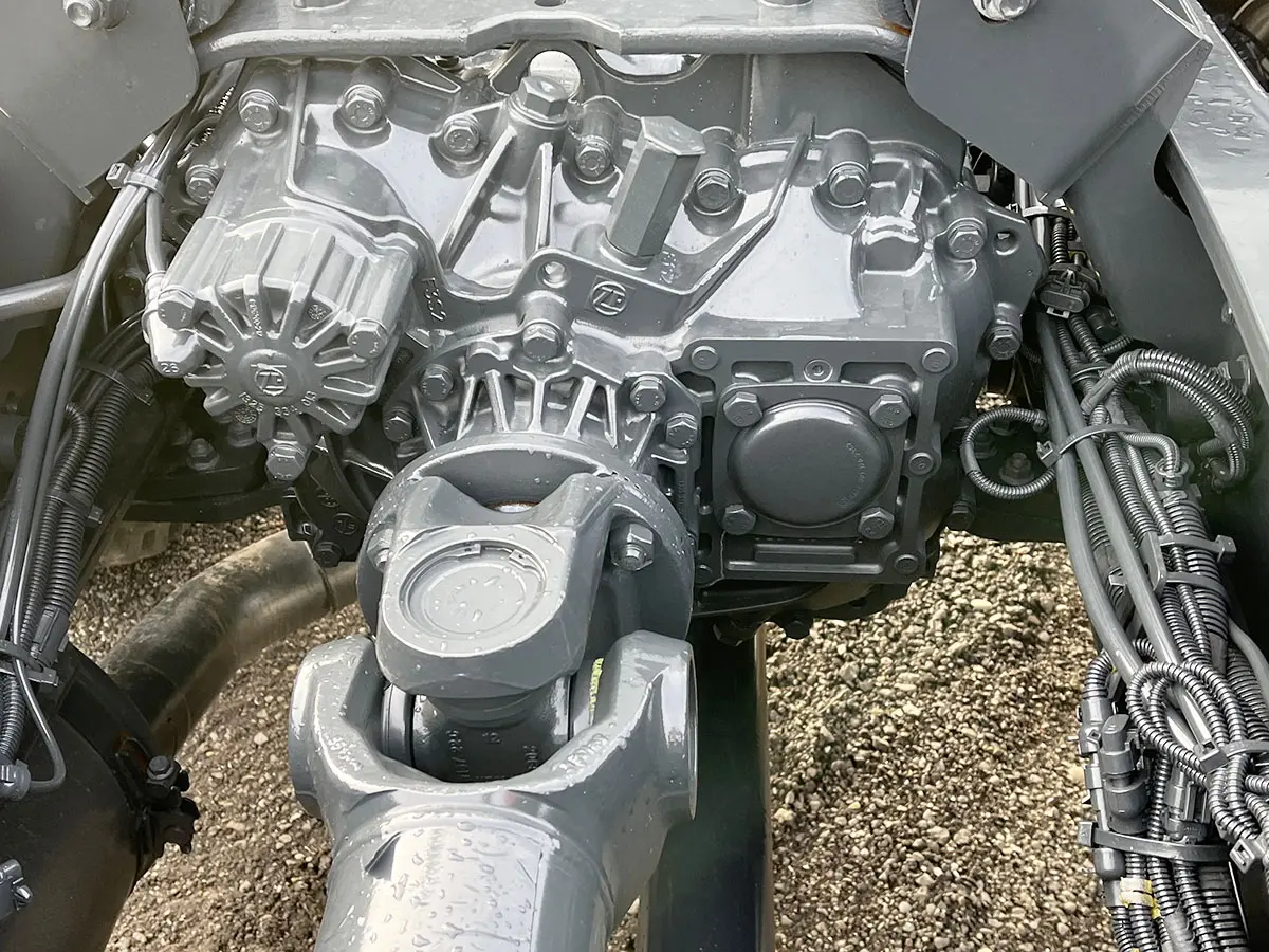 Iveco Trakker AD380T38WH-3820 Chassis Cabin 6x6 11