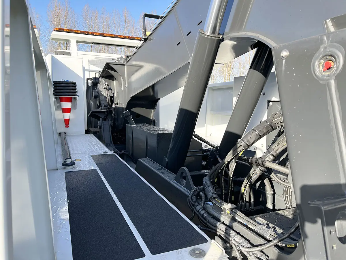 Iveco Trakker AD380T38WH 6x6 Recovery Truck 12