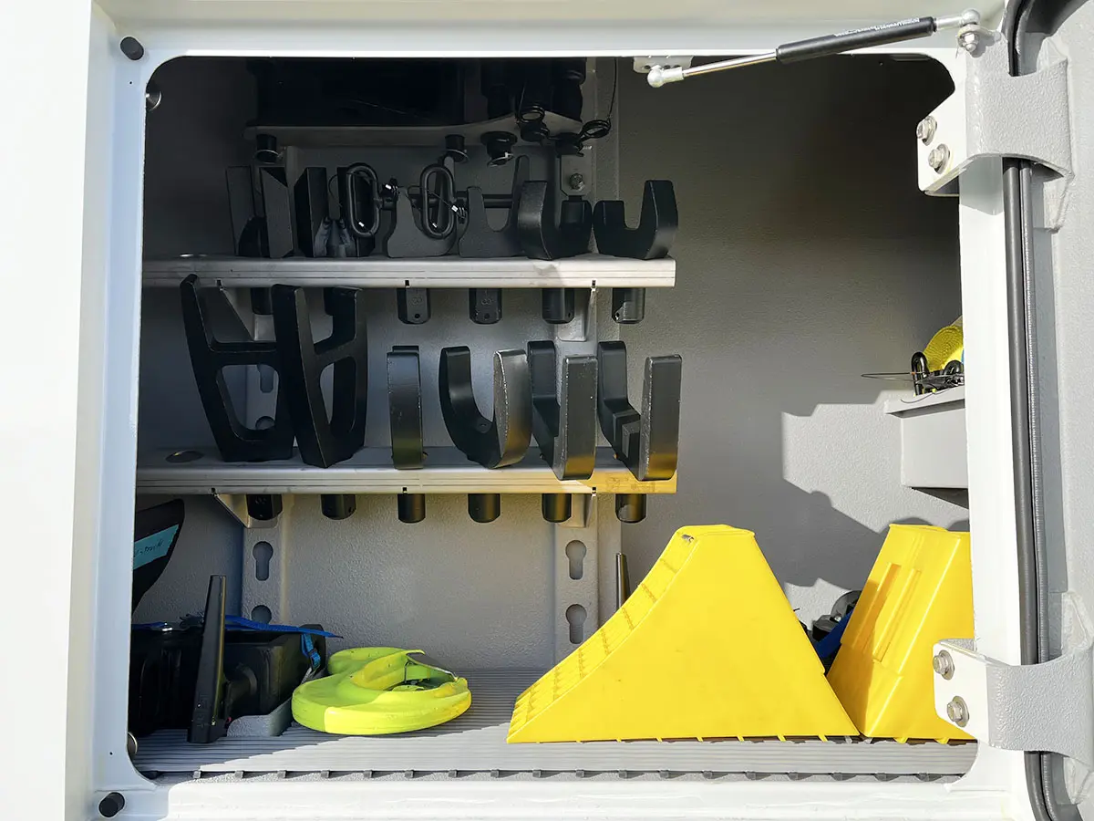 Iveco Trakker AD380T38WH 6x6 Recovery Truck 15