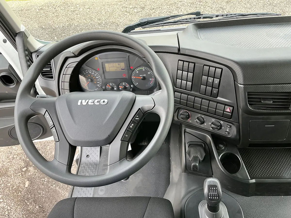 Iveco Trakker AD380T41H-3820 Chassis Cabin 6x4 9