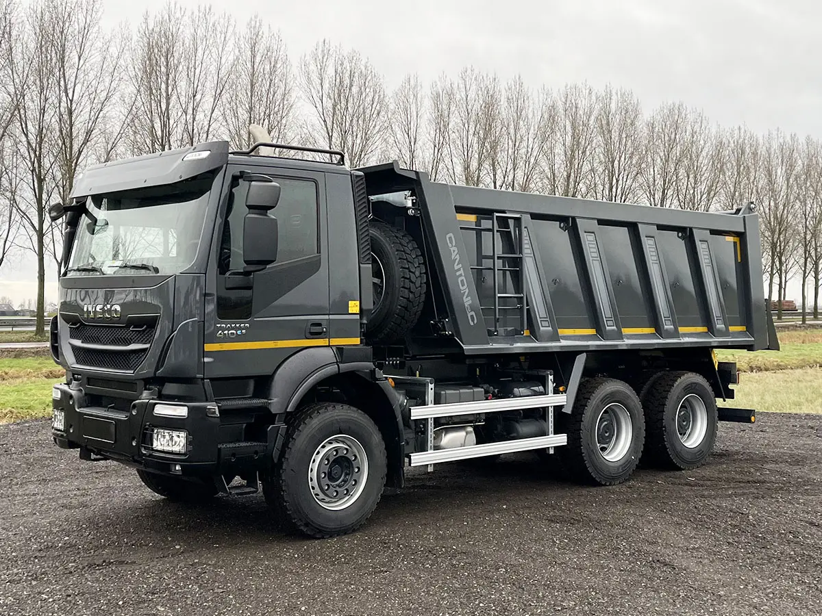 Iveco Trakker AD380T41H 6x4 Tipper Truck 1