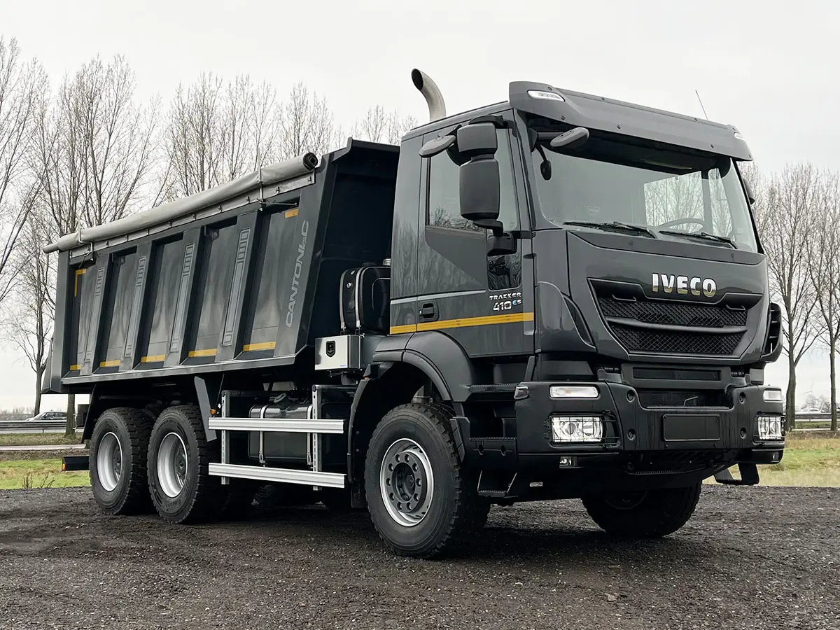 Iveco Trakker AD380T41H 6x4 Tipper Truck 4