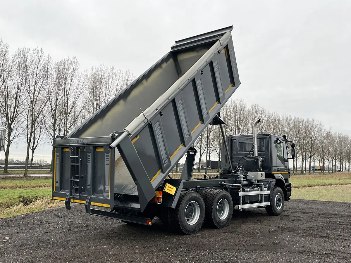 Iveco Trakker AD380T41H 6x4 Tipper Truck 13