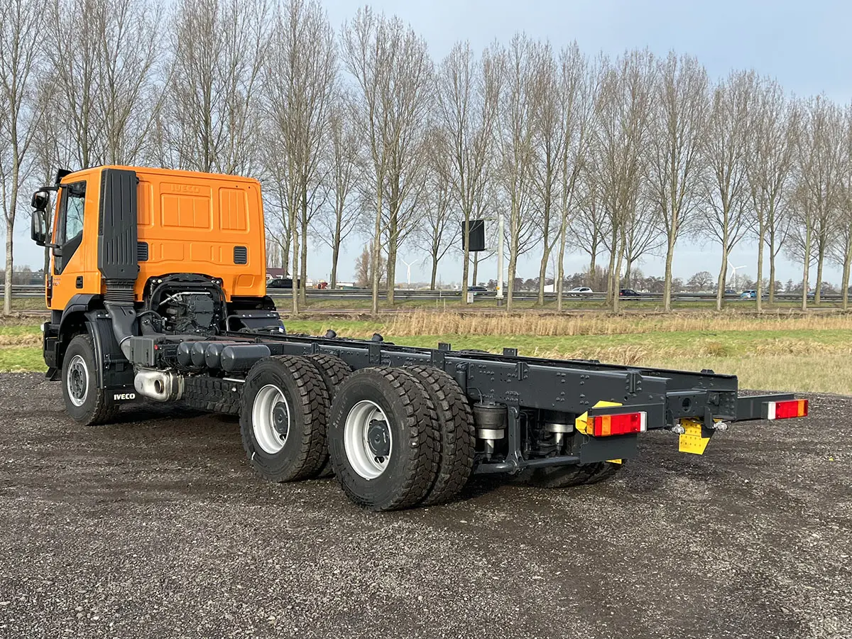 Iveco Trakker AD380T41/P-4200 Chassis Cabin 6x4 3