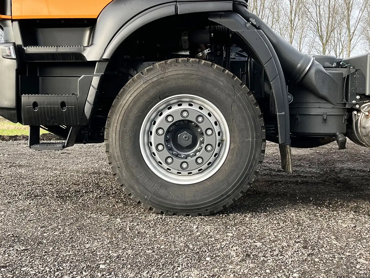 Iveco Trakker AD380T41/P-4200 Chassis Cabin 6x4 15