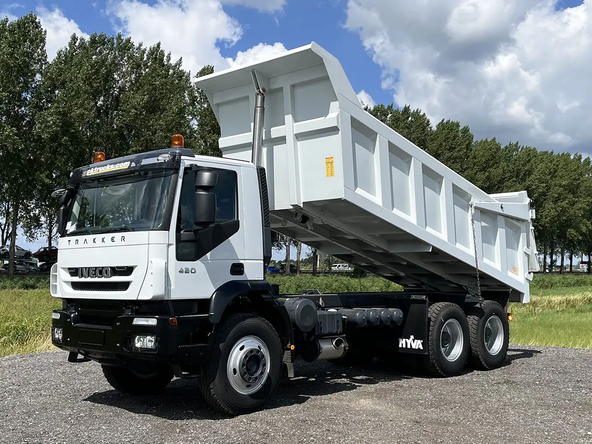 Iveco Trakker AD380T42H AT 6x4 Tipper Truck 10