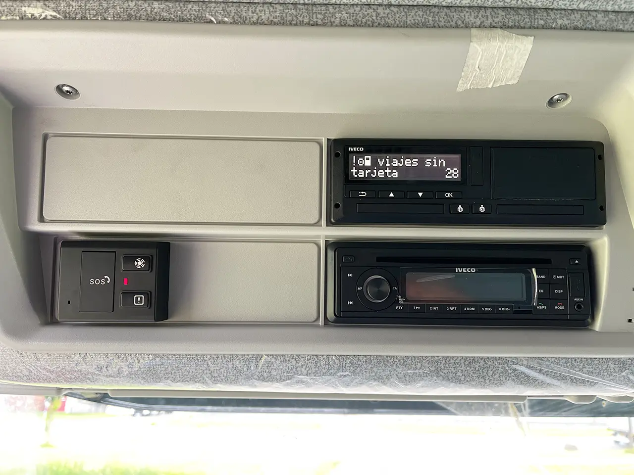 Iveco Trakker AD380T50-3500 Chassis Cabin 6x4 10