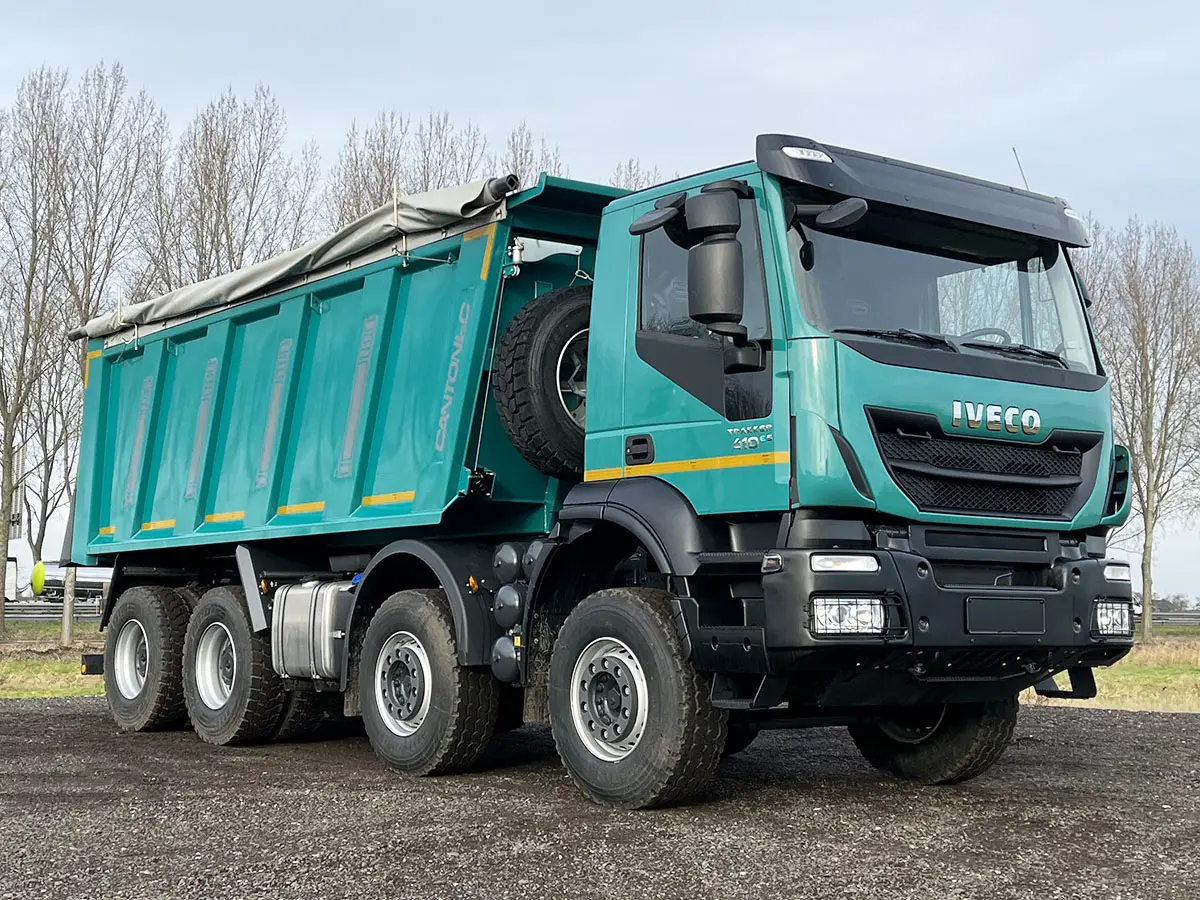Iveco Trakker AD410T41H 8x4 Tipper Truck 4