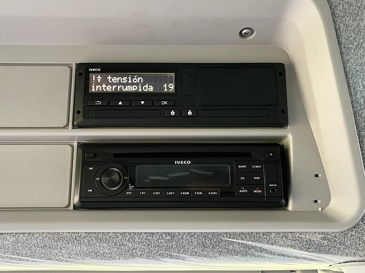 Iveco Trakker AD410T41H 8x4 Tipper Truck 11