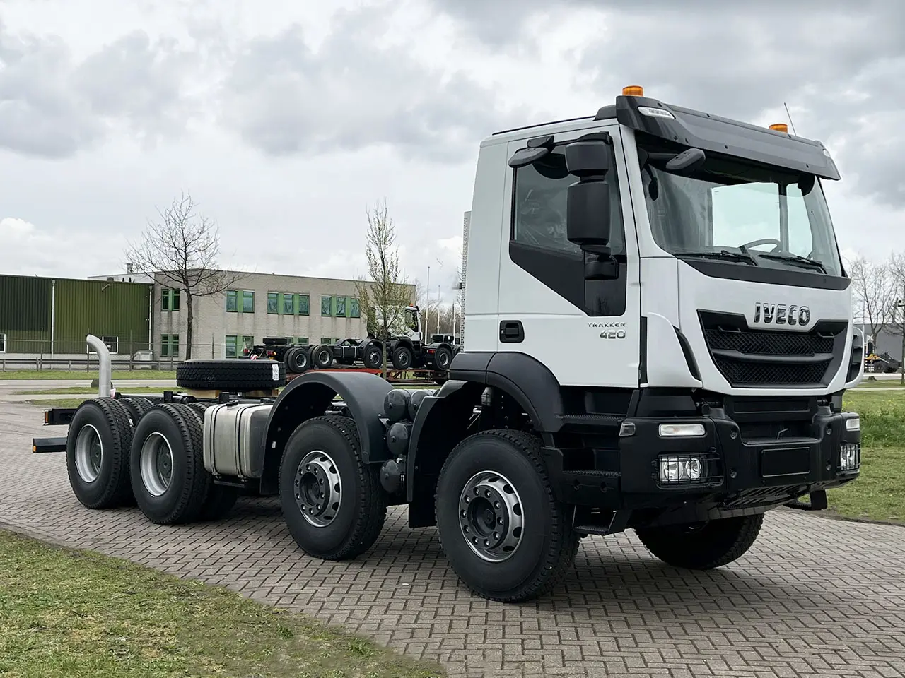 Iveco Trakker AD410T42H-4250 Mixer Chassis Cabin 8x4 4