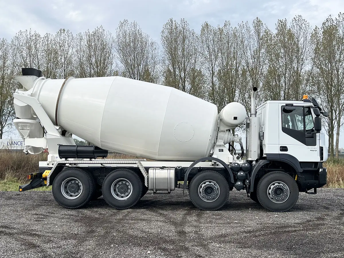 Iveco Trakker AD410T42H 8x4 Concrete Mixer 5