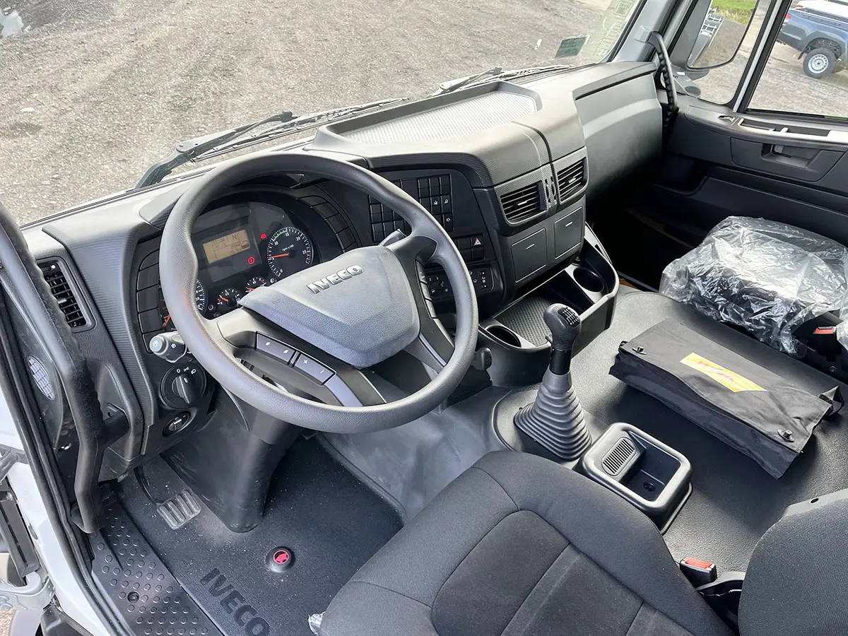 Iveco Trakker AD410T42H Container Hook Loader 8x4 8