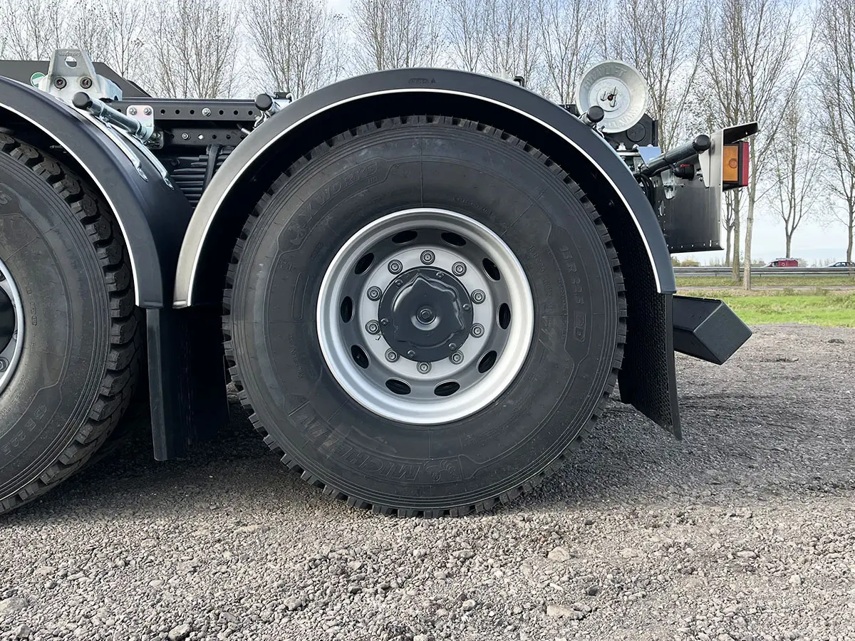 Iveco Trakker AD410T42H Container Hook Loader 8x4 15