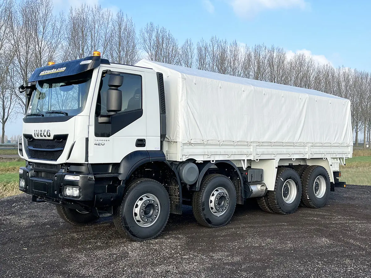 Iveco Trakker AD410T42H 8x4 Tarpaulin/Canvas Body Truck