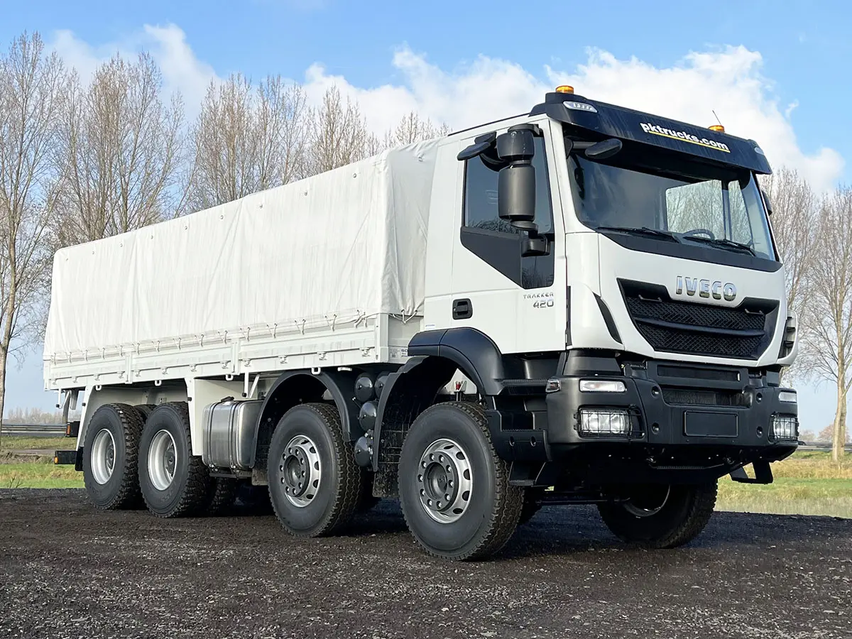 Iveco Trakker AD410T42H Tarpaulin/Canvas Body Truck 8x4 4