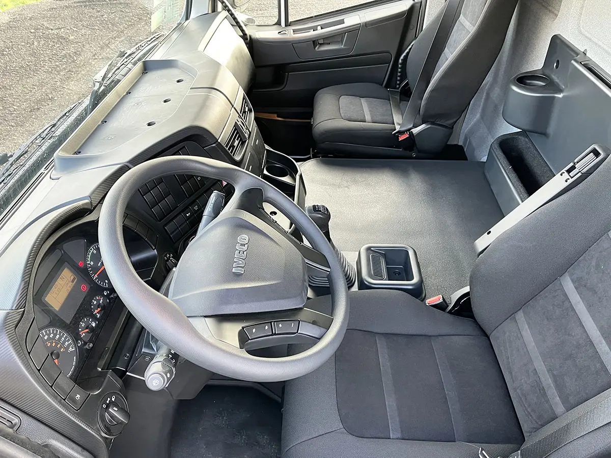 Iveco Trakker AD410T42H 8x4 Caisse bâchée 7