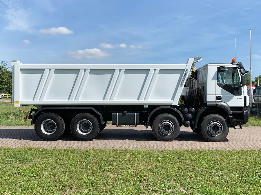 Iveco Trakker AD410T42H 8x4 Tipper Truck 5