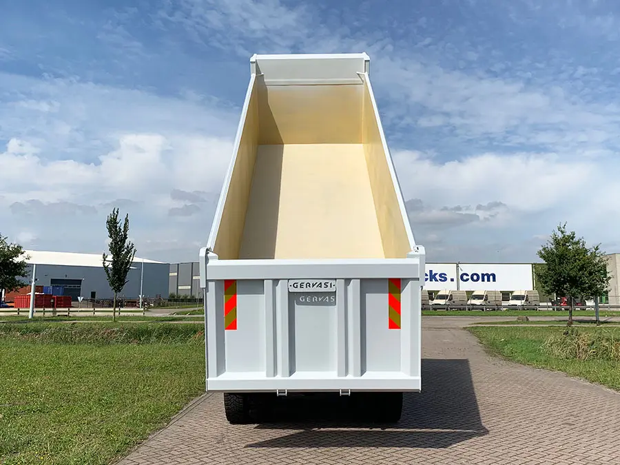 Iveco Trakker AD410T42H 8x4 Tipper Truck 9