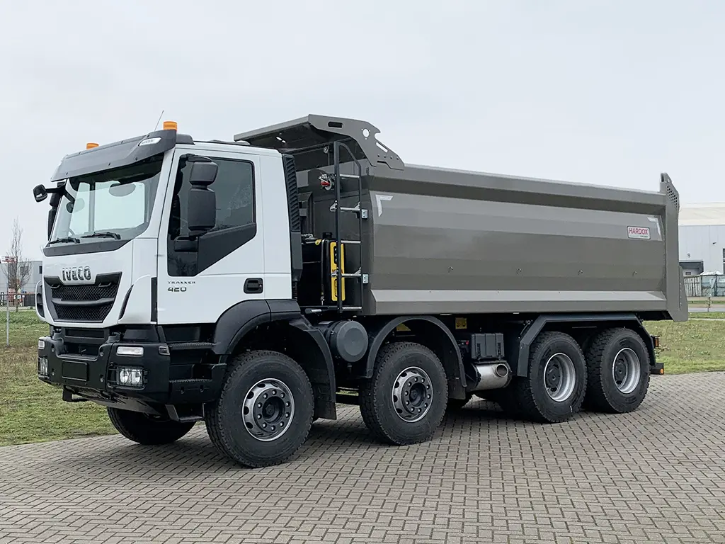 Iveco Trakker AD410T42H 8x4 Tipper Truck 1