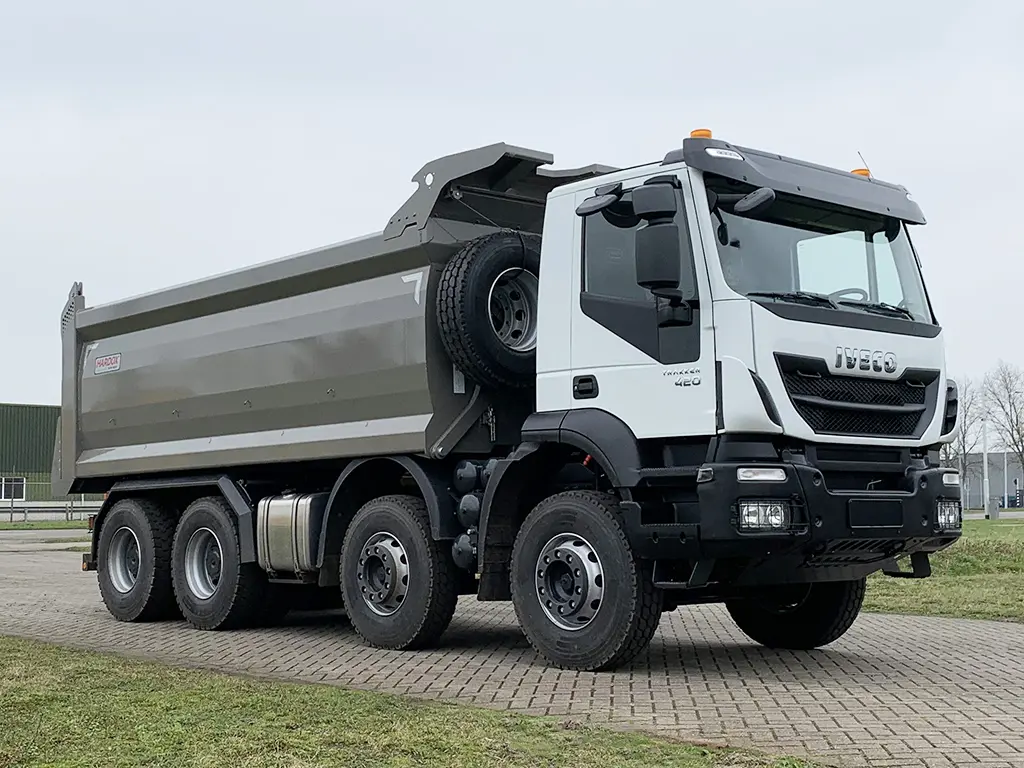 Iveco Trakker AD410T42H 8x4 Tipper Truck 4