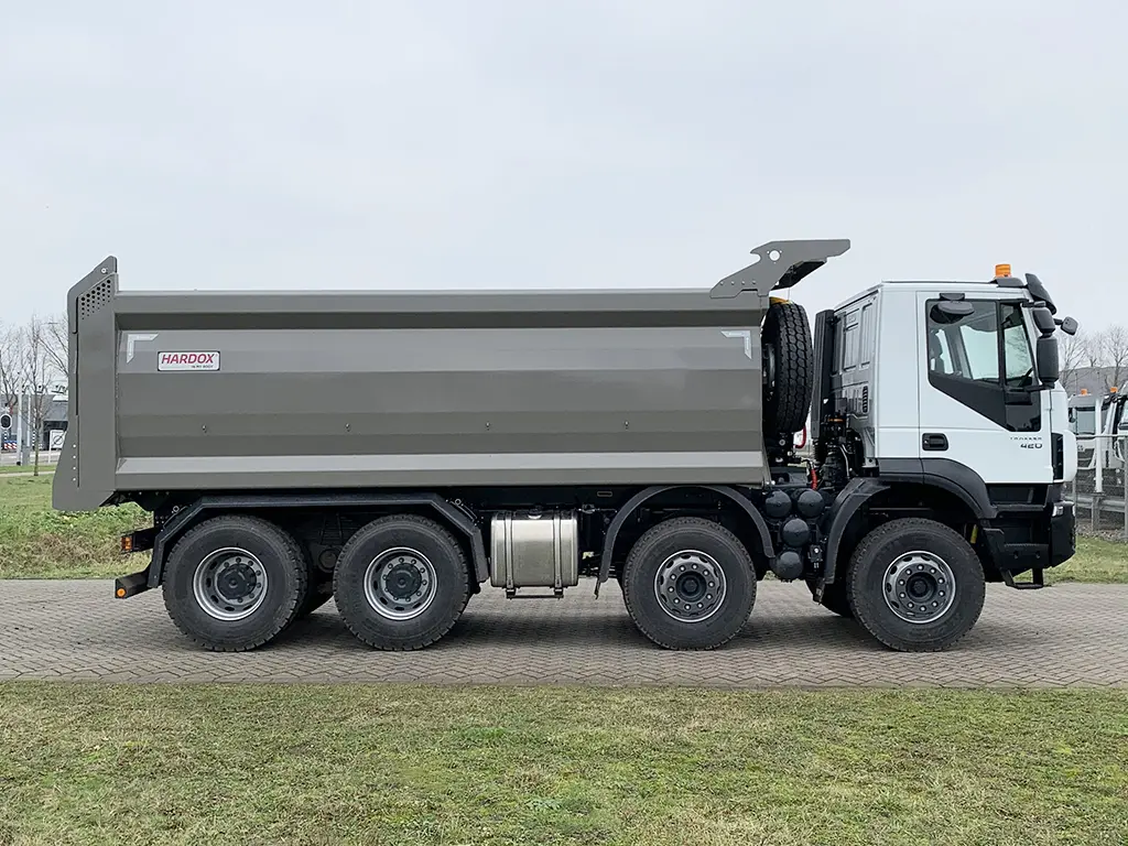 Iveco Trakker AD410T42H 8x4 Tipper Truck 5