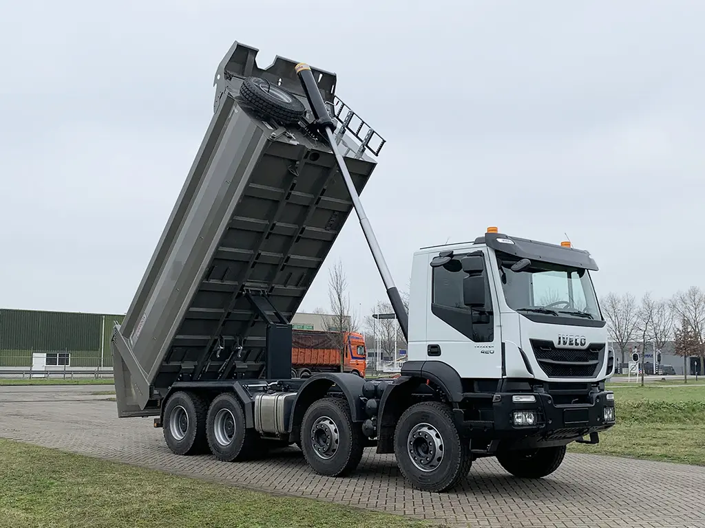 Iveco Trakker AD410T42H 8x4 Tipper Truck 11