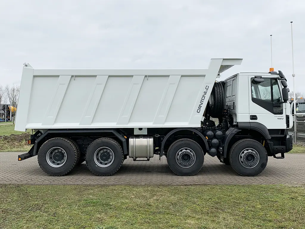 Iveco Trakker AD410T42H 8x4 Tipper Truck 5