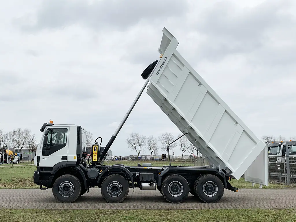 Iveco Trakker AD410T42H 8x4 Tipper Truck 12