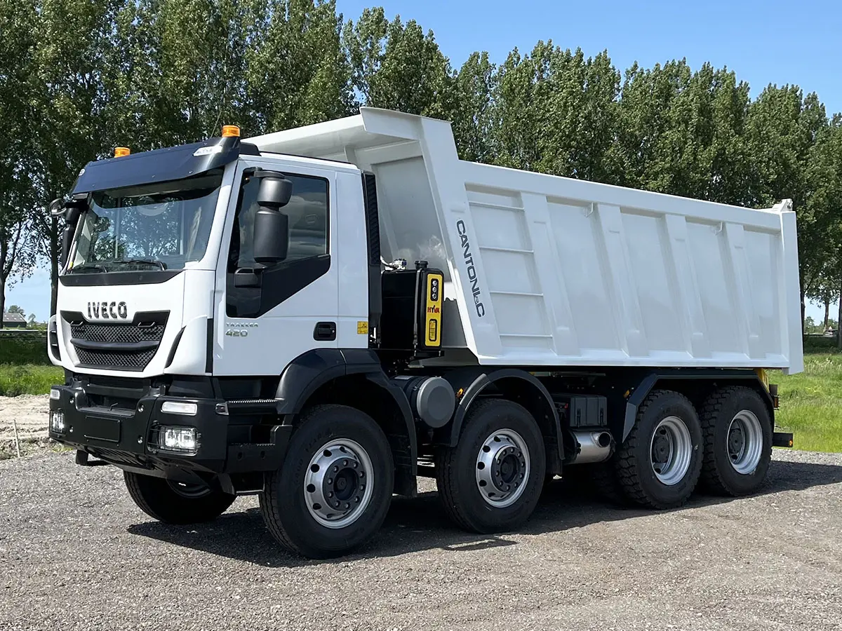 Iveco Trakker AD410T42H 8x4 Tipper Truck 1