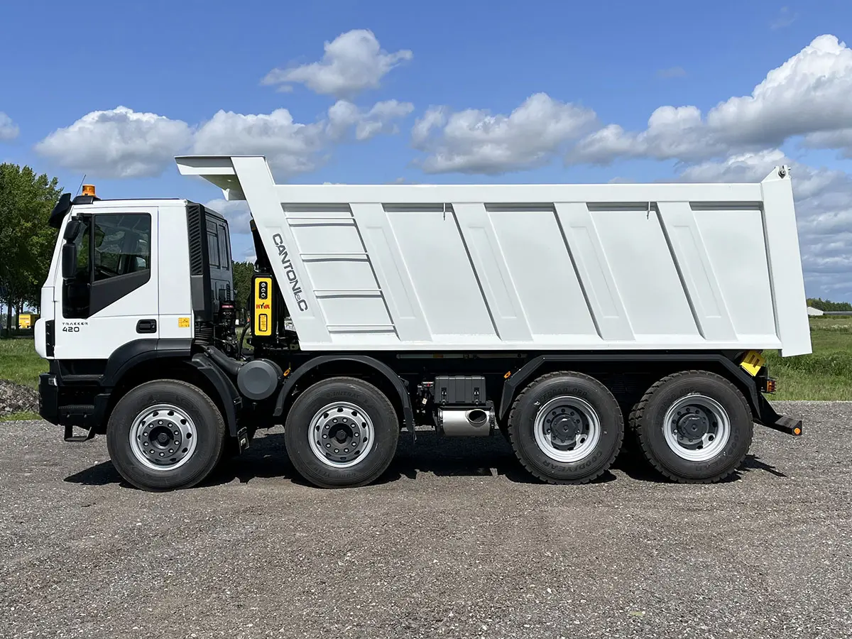 Iveco Trakker AD410T42H 8x4 Benne basculante