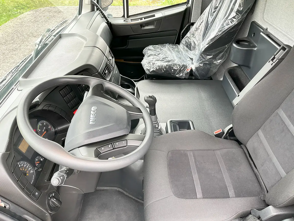 Iveco Trakker AD410T42H Benne basculante 8x4 12