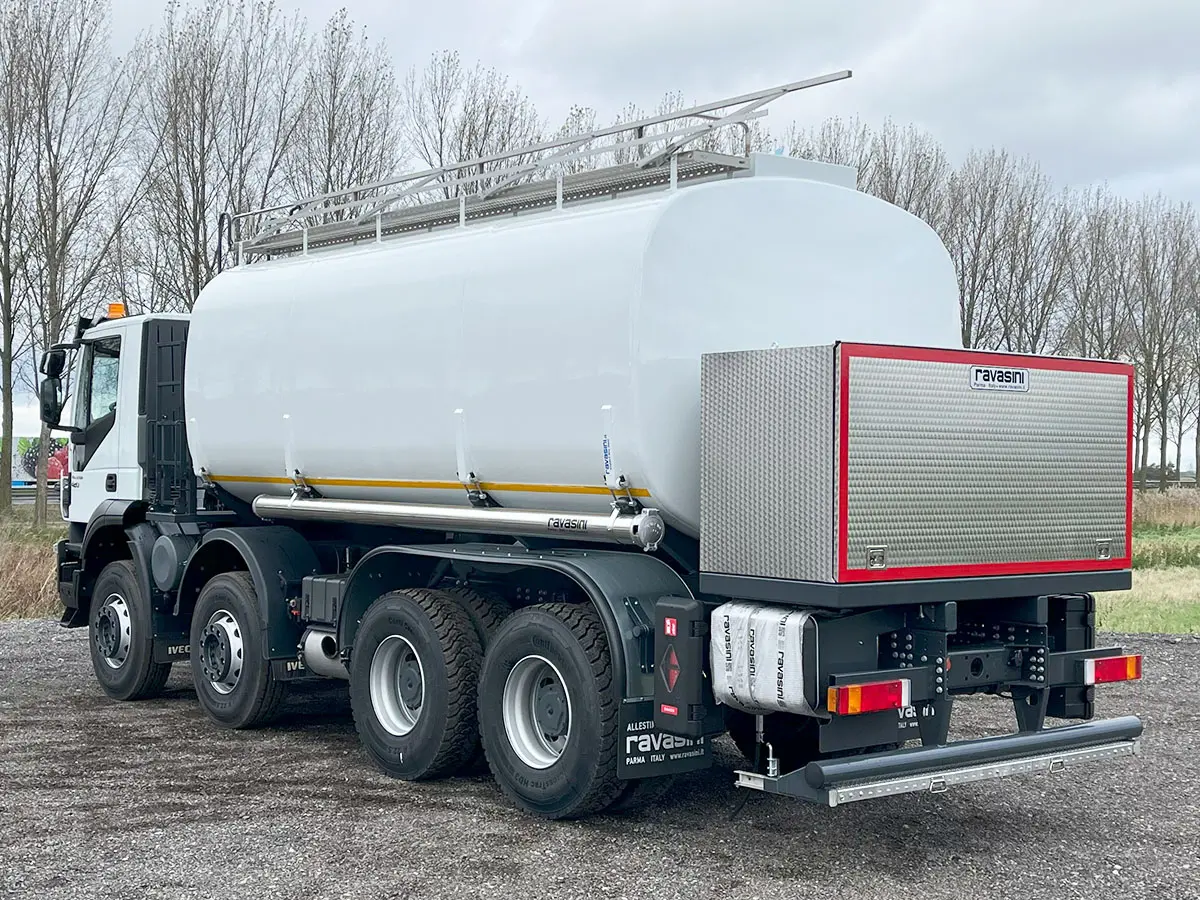 Iveco Trakker AD410T42H ADR Fuel Tank Truck 8x4 3