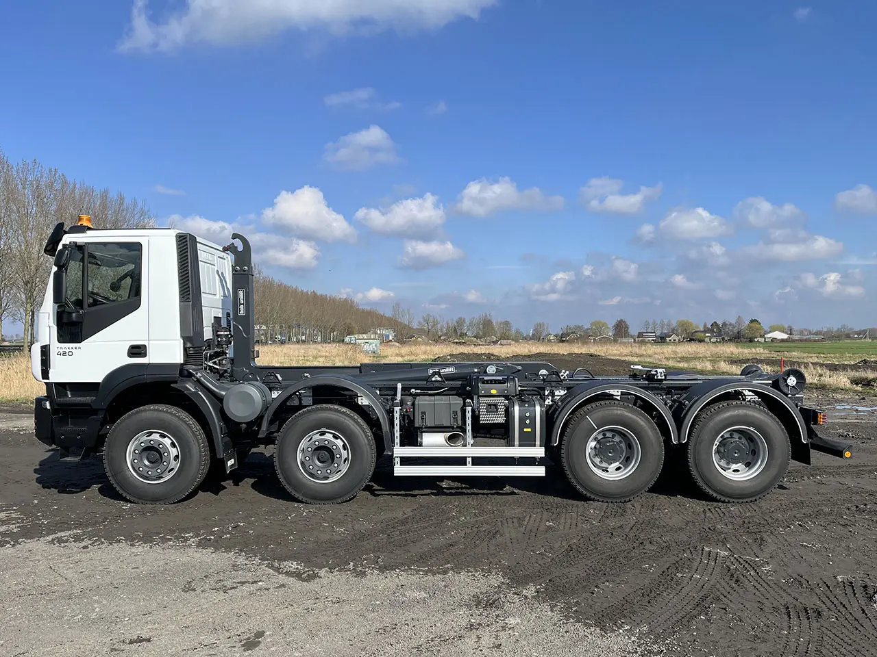 Iveco Trakker AD410T42H AT 8x4 Container à crochet