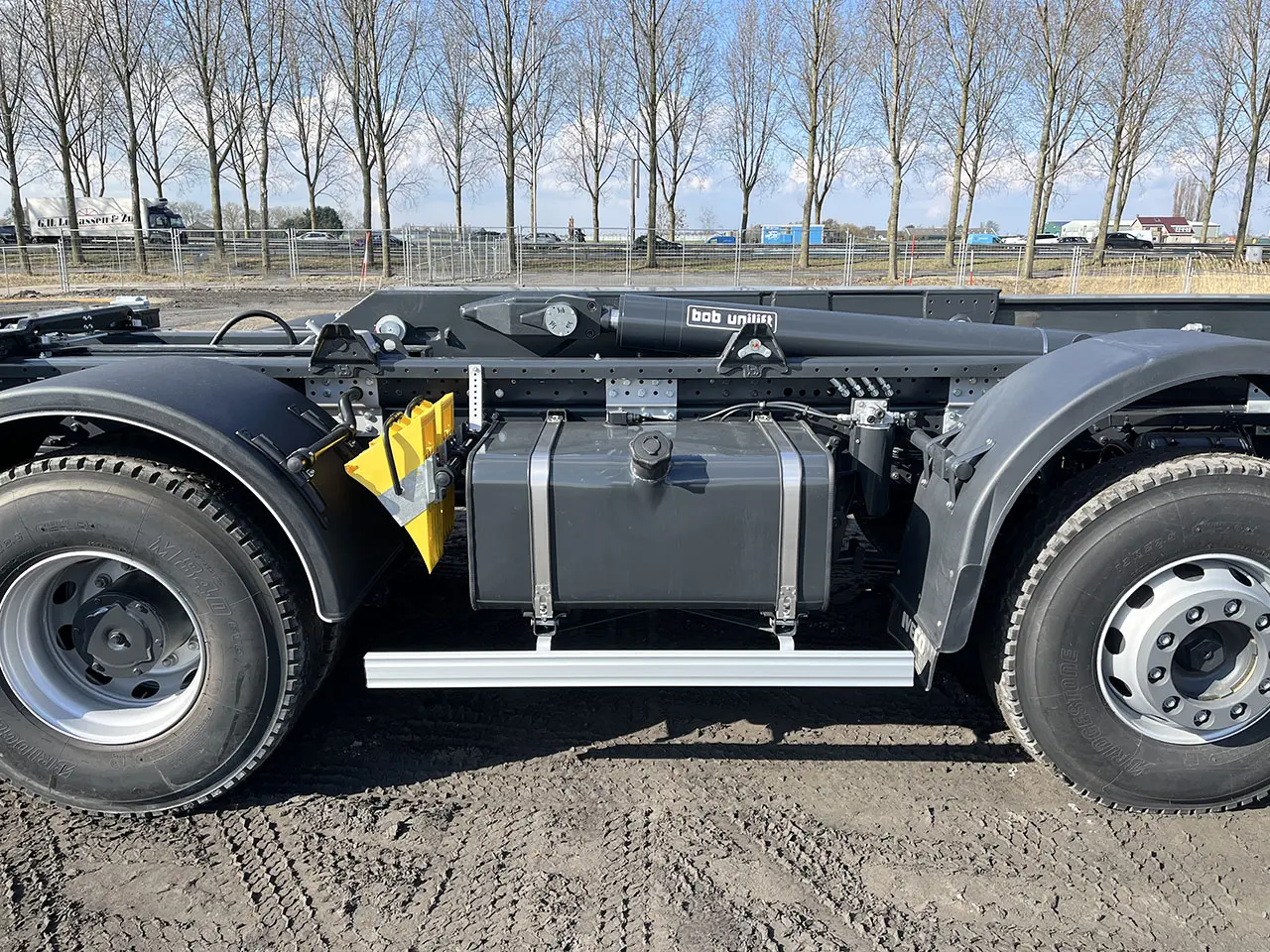 Iveco Trakker AD410T42H AT 8x4 Container Hook Loader 18