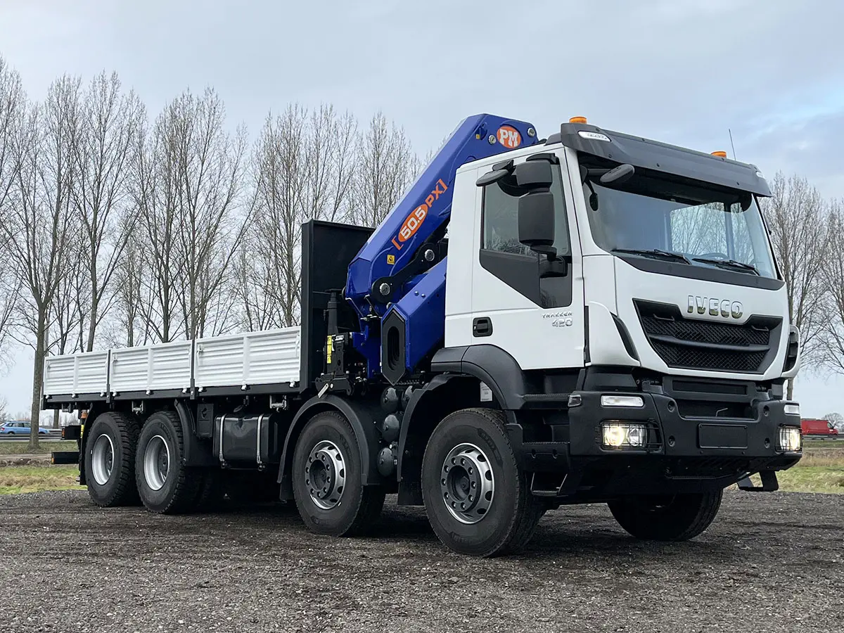 Iveco Trakker AD410T42H AT PM50526PX Crane Truck 8x4 4