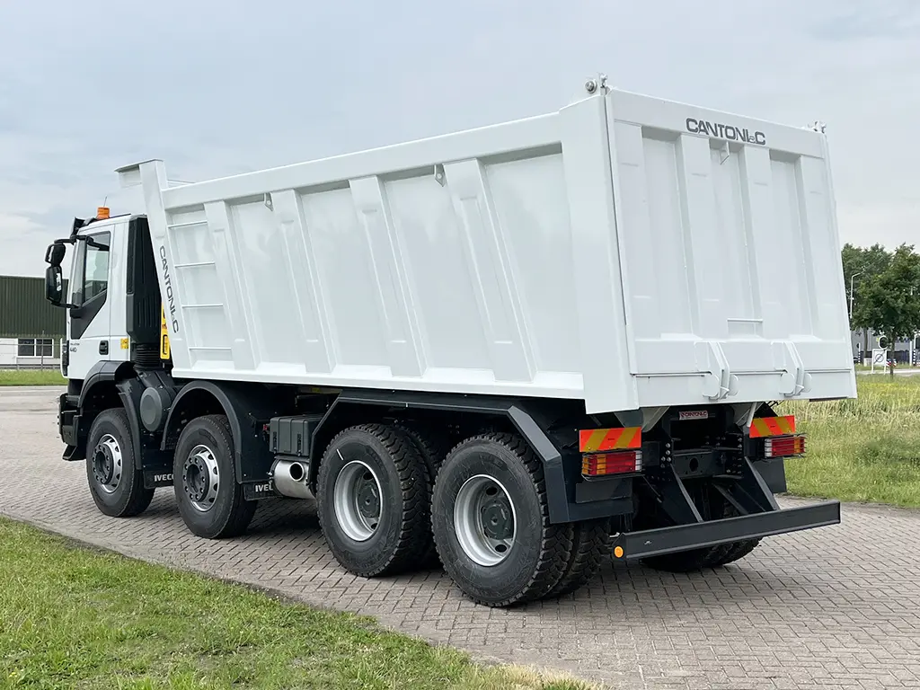 Iveco Trakker AD410T44H 8x4 Tipper Truck