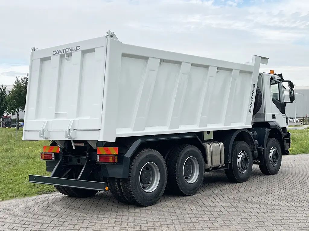 Iveco Trakker AD410T44H 8x4 Tipper Truck 6