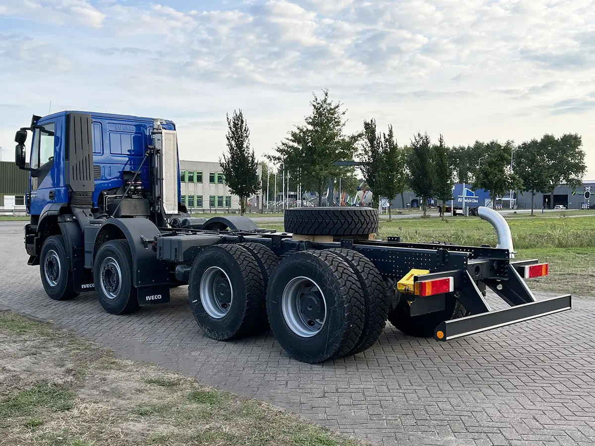 Iveco Trakker AD410T50-4250 8x4 Chassis Cabin