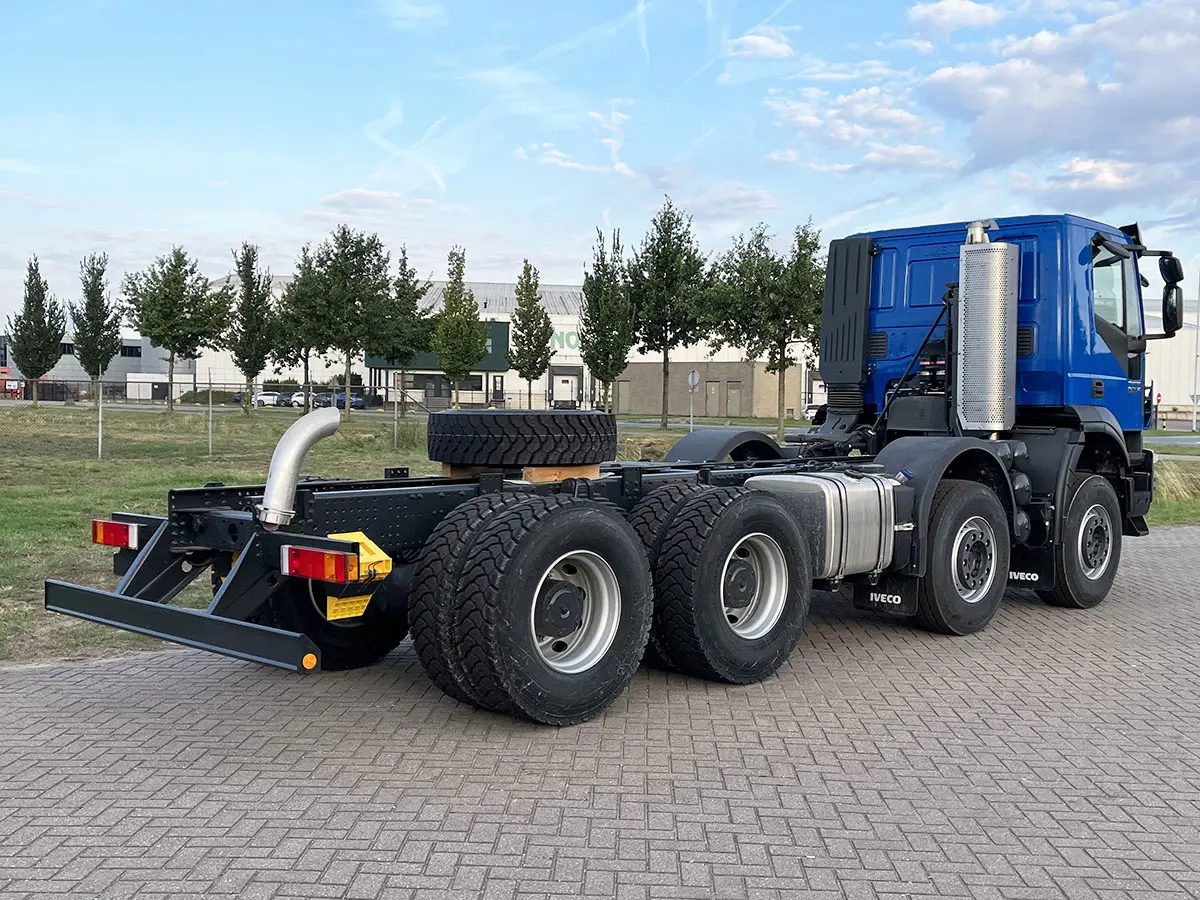 Iveco Trakker AD410T50-4250 Chassis Cabin 8x4 6