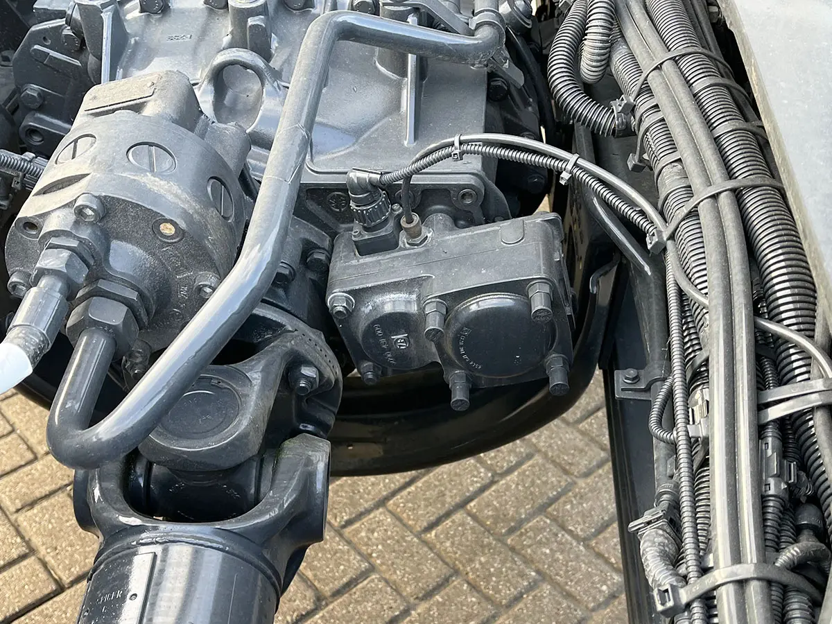 Iveco Trakker AD410T50-4250 8x4 Chassis Cabin 11