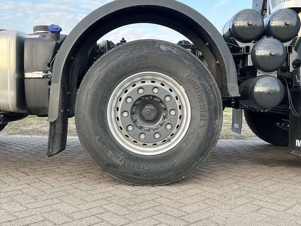 Iveco Trakker AD410T50-4250 Chassis Cabin 8x4 12