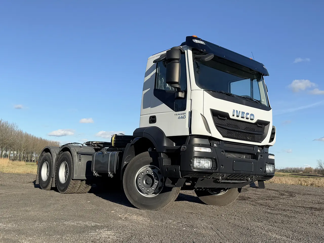 Iveco Trakker AD720T44TH AT ADR Tractor Head 6x4 4