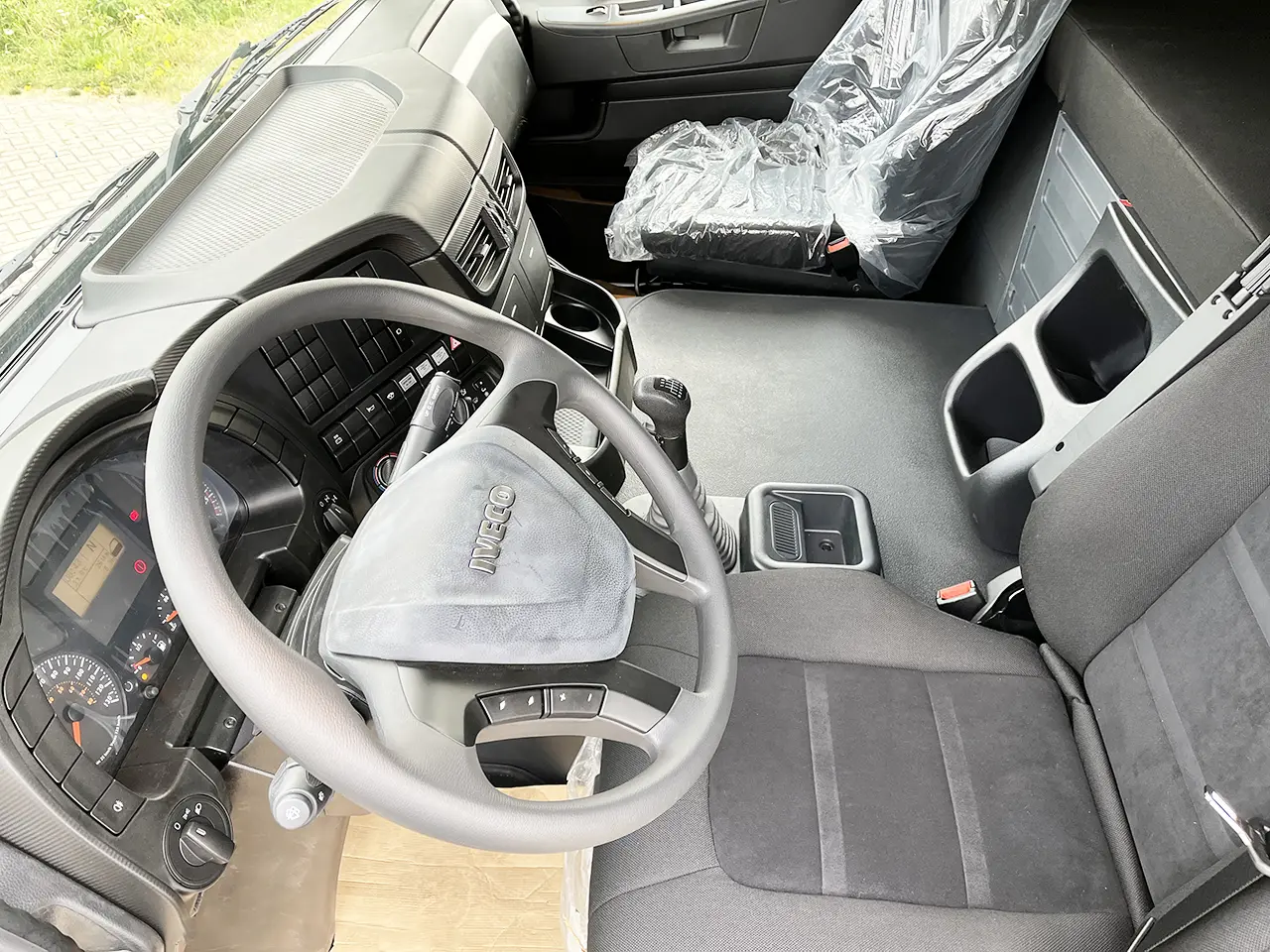 Iveco Trakker AT380T38H Camion citerne à eau 6x4 7
