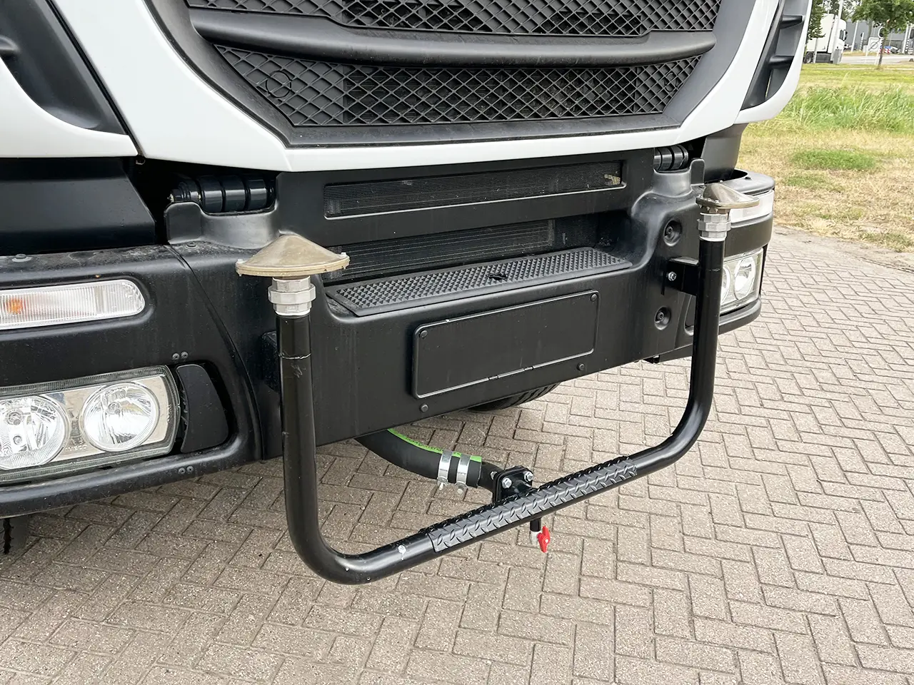 Iveco Trakker AT380T38H Camion citerne à eau 6x4 13