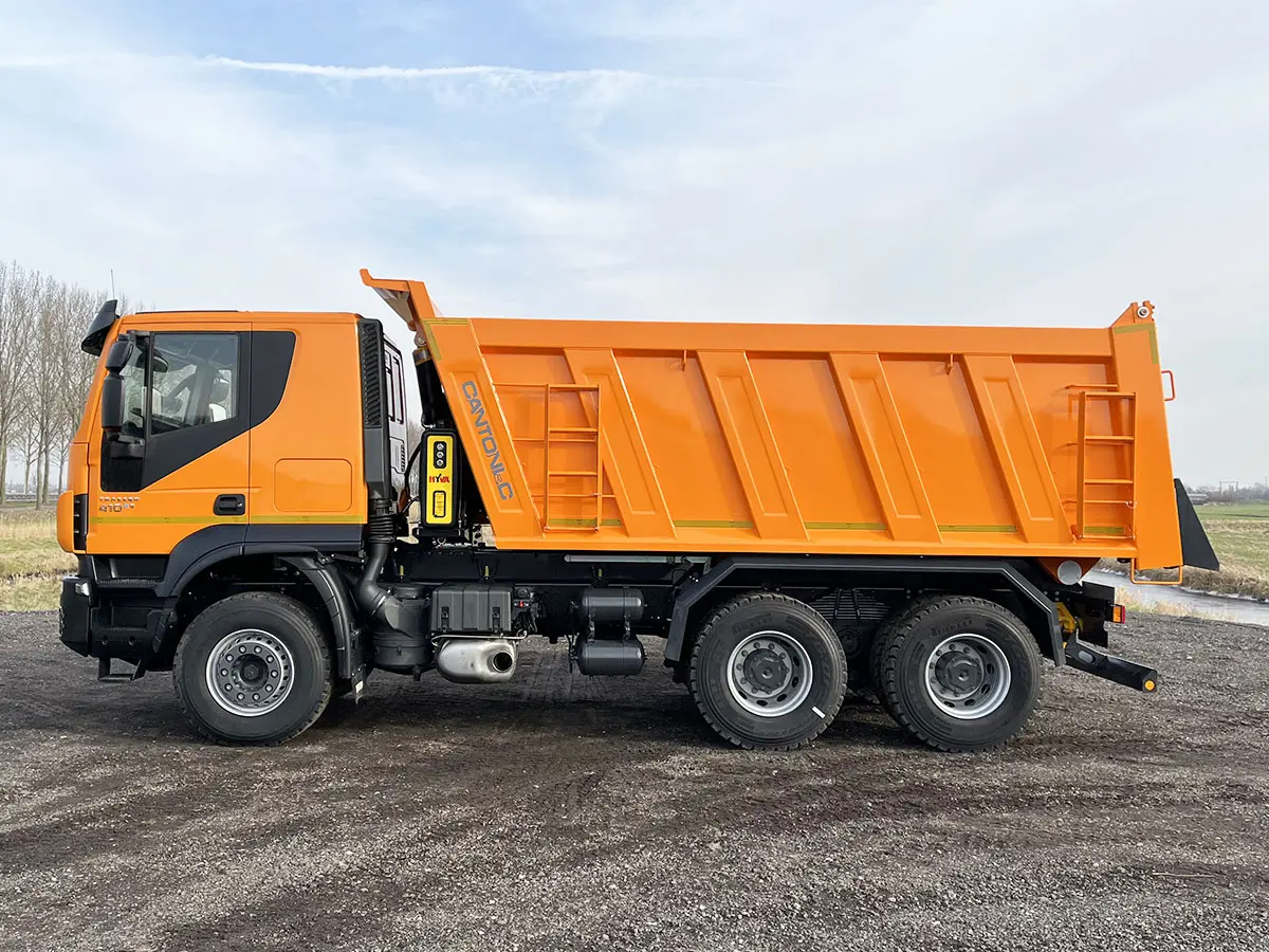 Iveco Trakker AT380T41H 6x4 Tipper Truck
