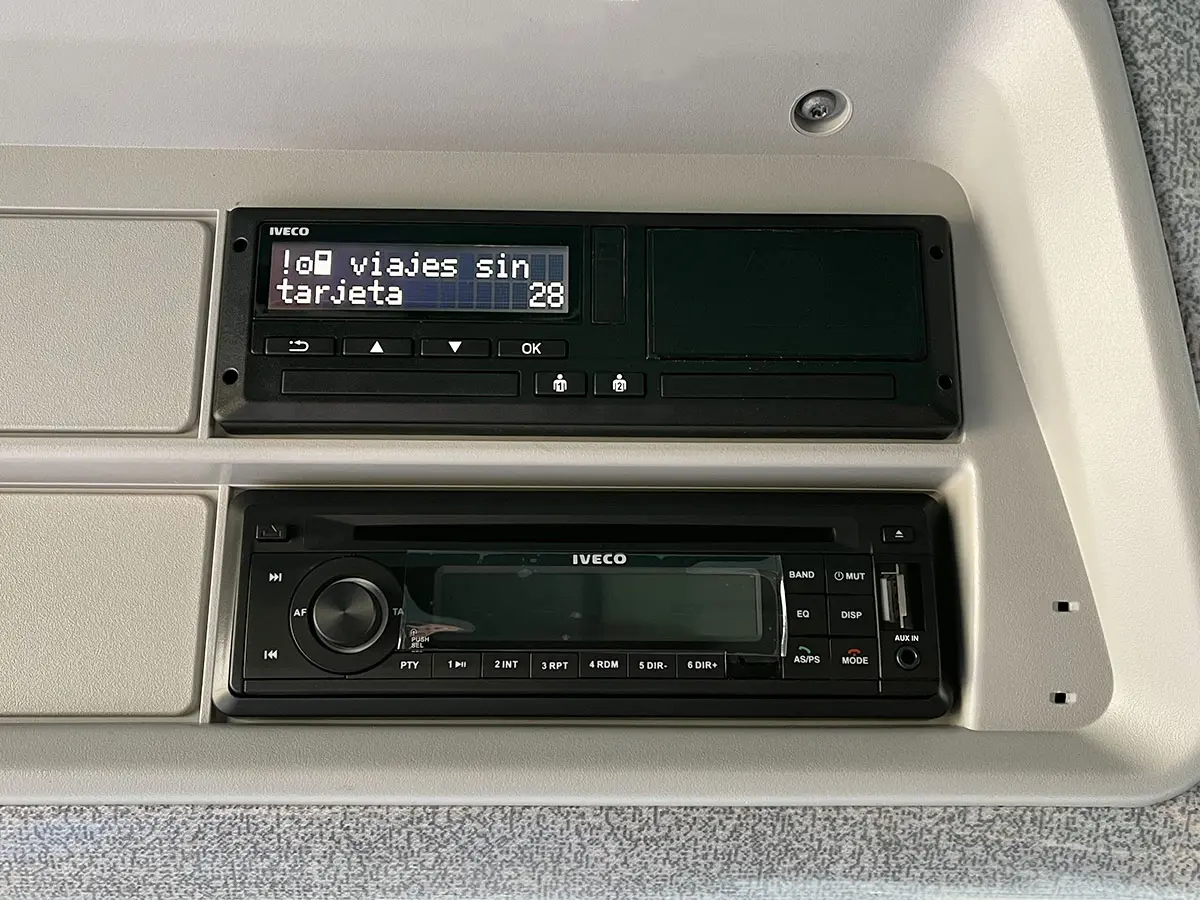 Iveco Trakker AT380T41H 6x4 Tipper Truck 11