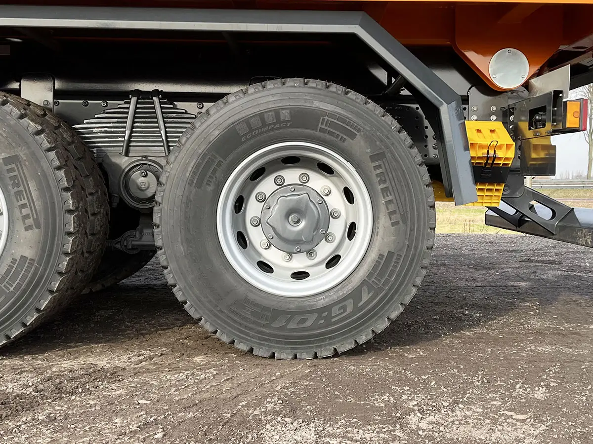 Iveco Trakker AT380T41H Tipper Truck 6x4 18